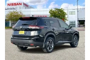 $32900 : Nissan Rogue 2026 Dark Armor thumbnail