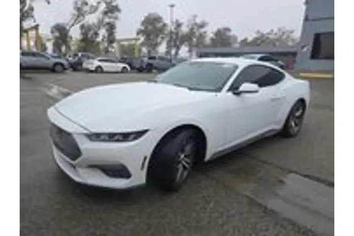 $28997 : Ford Mustang 2024 EcoBoost 2 image 1