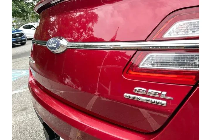 $13485 : Ford Taurus 2019 SEL 4dr Sed image 9
