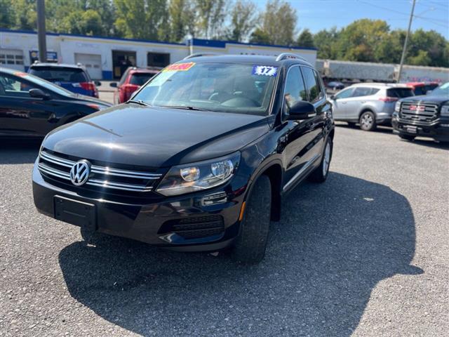 $11990 : 2017 Tiguan image 9