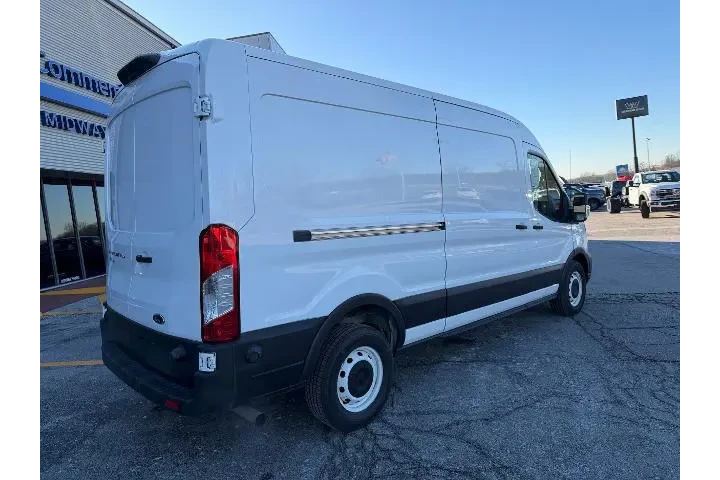 $31988 : Ford Transit 2020 150 3dr SW image 9