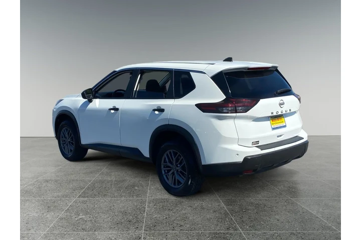 $25713 : Nissan Rogue 2024 S 4dr Cros image 3