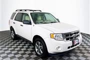 PRE-OWNED 2011 FORD ESCAPE XLT