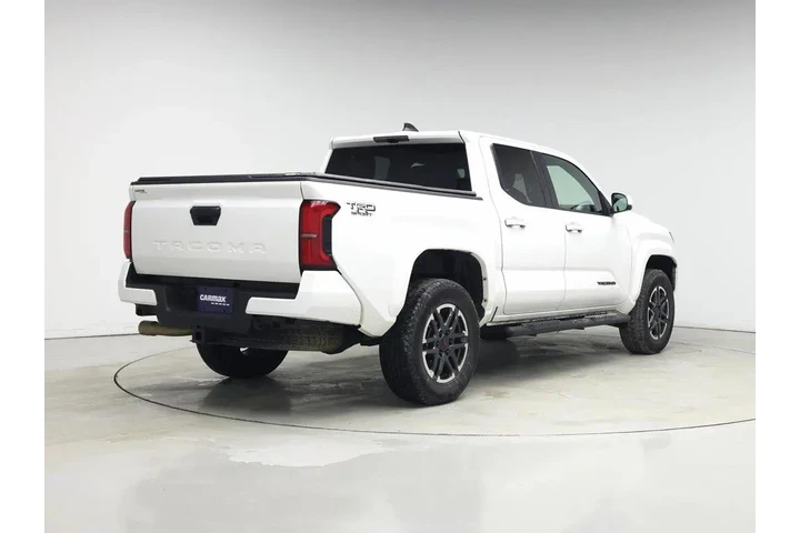 $35998 : Toyota Tacoma 2024 4x2 TRD S image 8