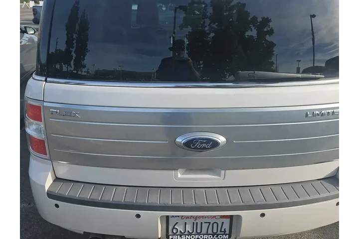 $7500 : Ford Flex 2009 Limited Cross image 8