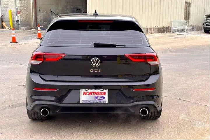 $29977 : Volkswagen Golf GTI 2023 Aut image 7