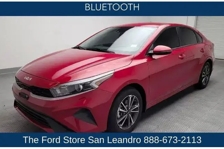 $17750 : Kia Forte 2024 LXS 4dr Sedan image 3