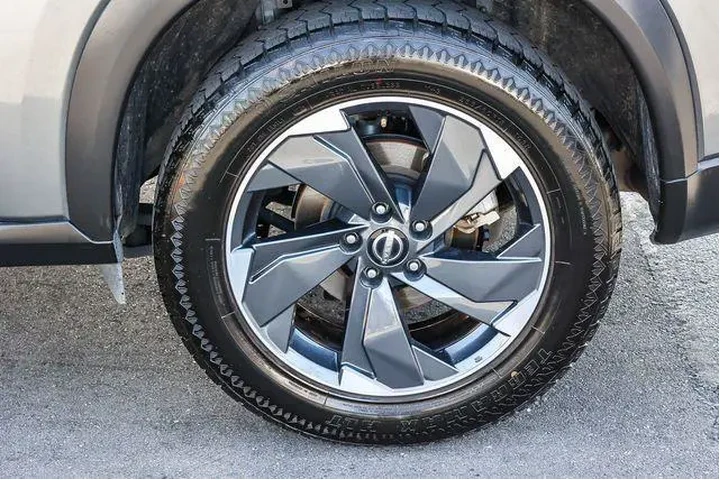 $19998 : Nissan Rogue 2024 SV 4dr Cro image 8