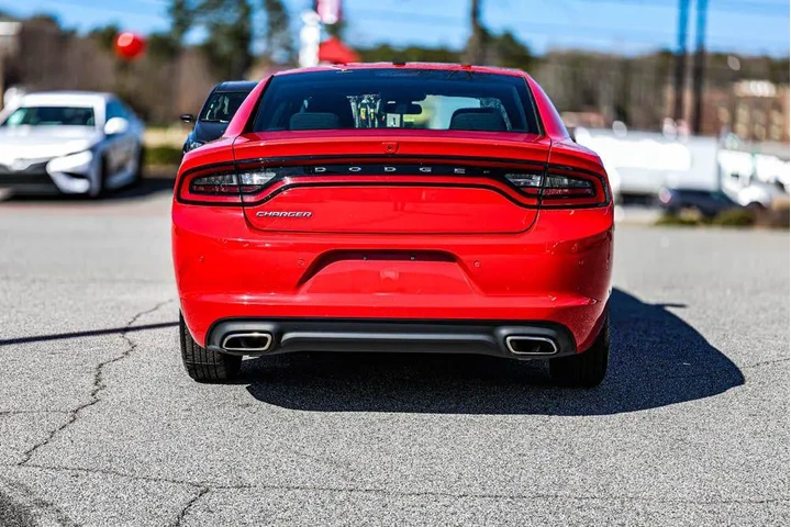 $20920 : Dodge Charger 2022 SXT 4dr S image 10