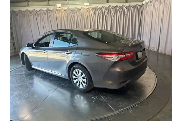 $18999 : Toyota Camry Hybrid 2018 LE image 6