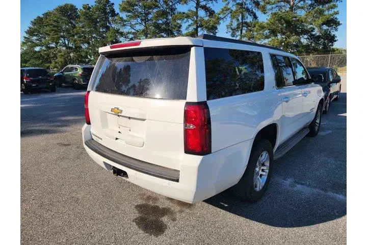 $14471 : Chevrolet Suburban 2015 4x4 image 6