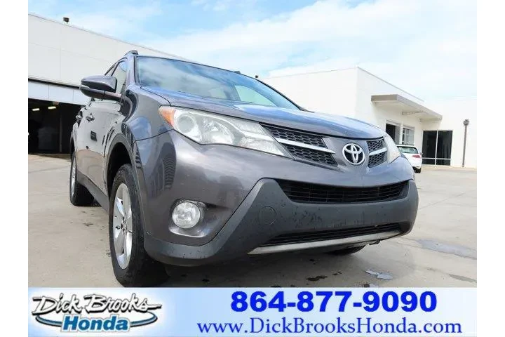 $9951 : Toyota RAV4 2015 XLE 4dr SUV image 1