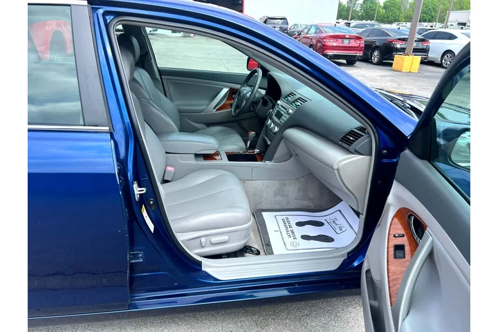 $7980 : 2009 Camry 4dr Sdn V6 Auto XL image 9