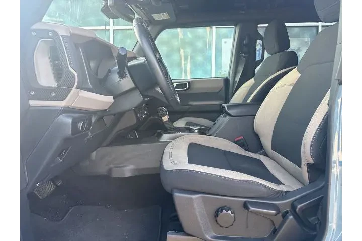 $31988 : Ford Bronco 2022 4x4 Base 4d image 3
