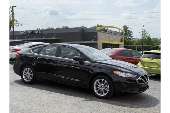 $12495 : 2020 Fusion SE image 4