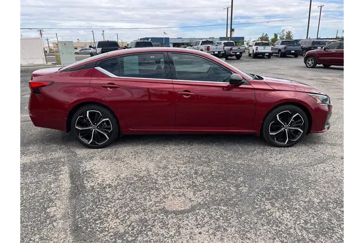 $23423 : Nissan Altima 2025 2.5 SR 4d image 9
