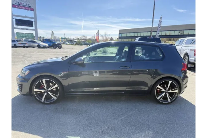 $11900 : 2015 Golf GTI SE image 4