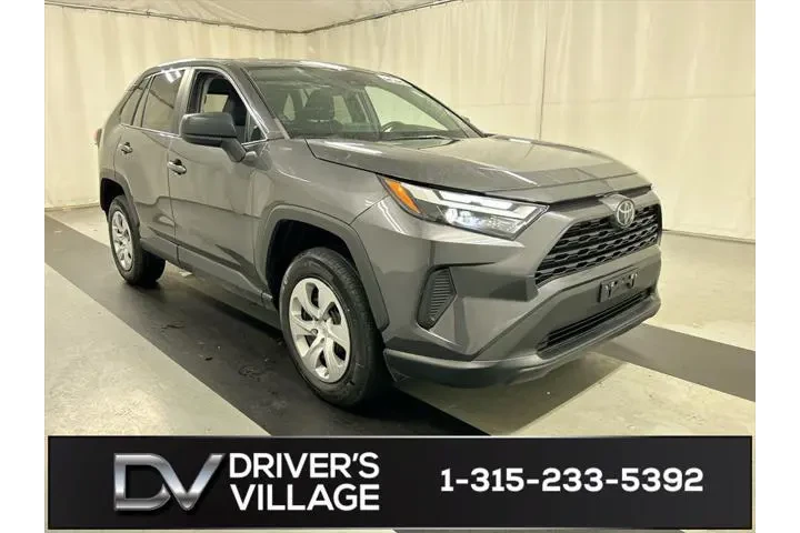 $28050 : Toyota RAV4 2023 AWD LE 4dr image 1