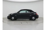 $19998 : Volkswagen Beetle Convertibl thumbnail