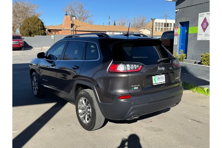 2019 Cherokee Latitude Plus 4 image 7