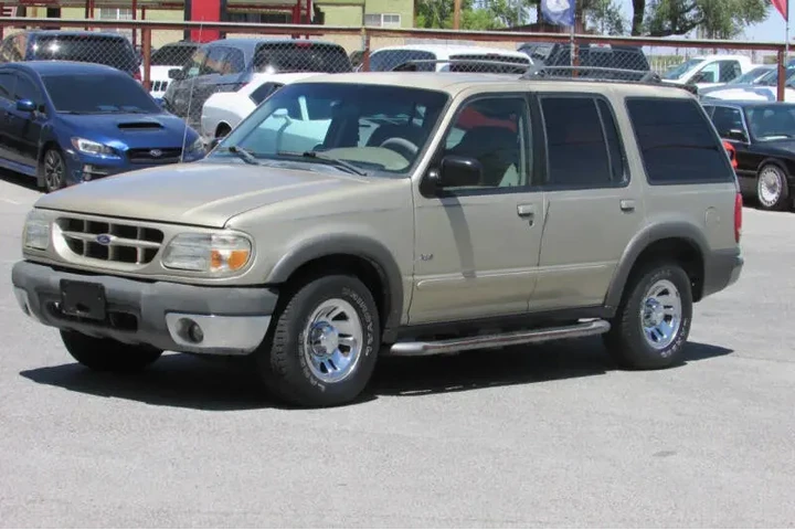 $3995 : 1999 Explorer XLS image 4