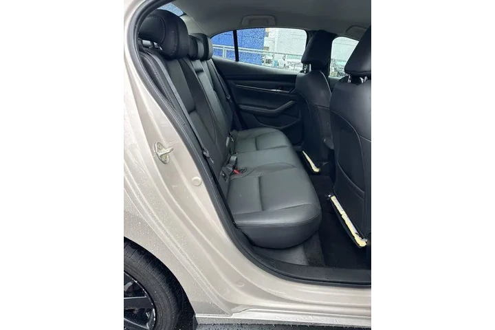 $21136 : Mazda Mazda3 Sedan 2024 2.5 image 6