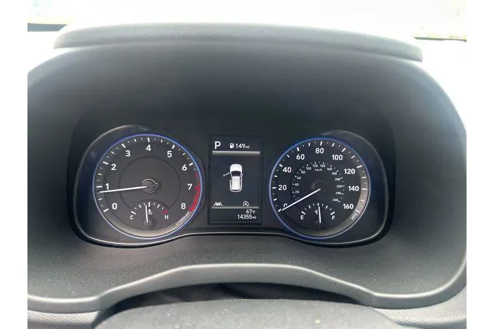 $17923 : Hyundai KONA 2023 AWD SE 4dr image 4