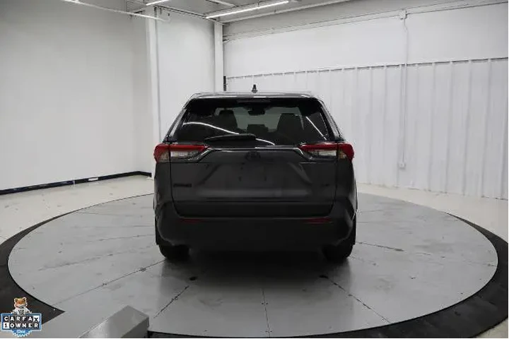 $24995 : Toyota RAV4 2023 LE 4dr SUV image 5