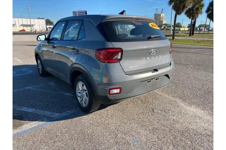 $11415 : Hyundai VENUE 2022 SE 4dr Cr image 5