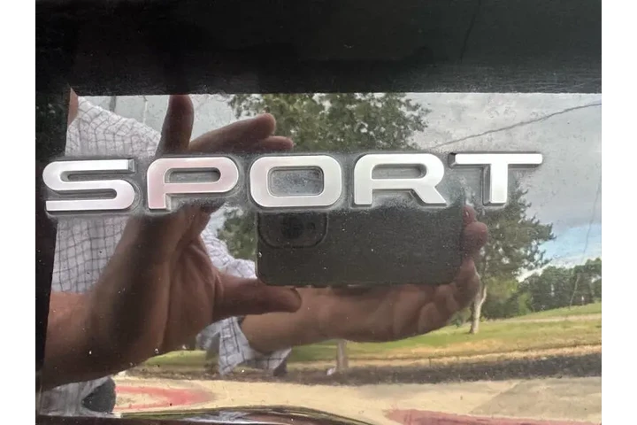 $13495 : 2016 Land Rover Discovery Spo image 9