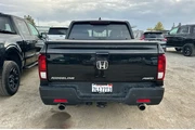 $33830 : Honda Ridgeline 2023 AWD Bla thumbnail