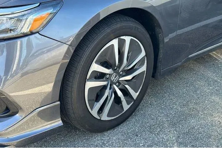 $26991 : Honda Accord Hybrid 2022 EX- image 4