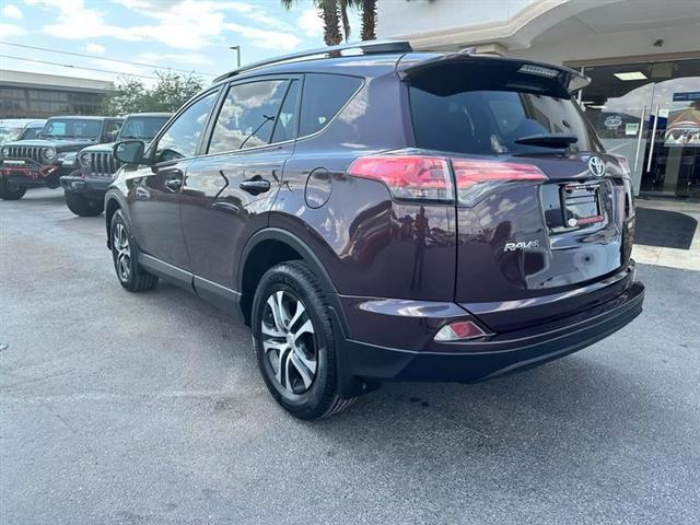 $23995 : Pre-Owned 2018 RAV4 LE Sport image 8