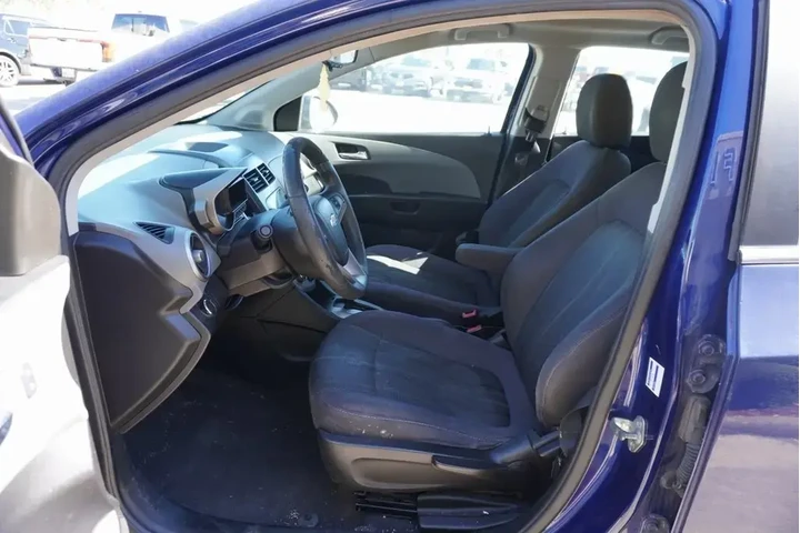 $7888 : Chevrolet Sonic 2014 LT Auto image 7