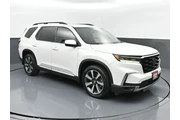 $33991 : Honda Pilot 2023 AWD Touring thumbnail
