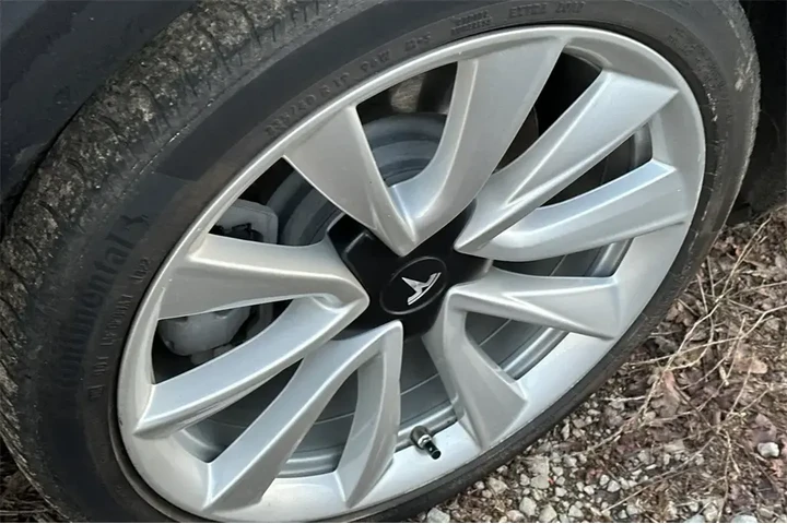 $18734 : Tesla Model 3 2018 AWD Long image 8