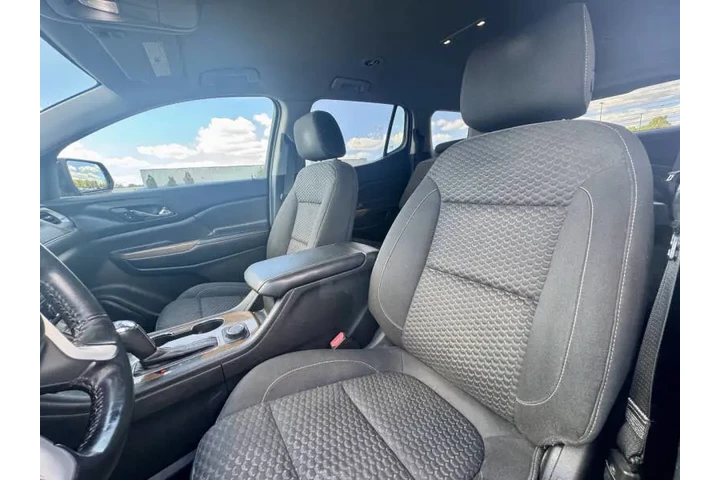 $8999 : 2017 GMC Acadia SLE-2 image 9