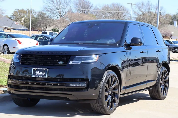 $96996 : 2023 Range Rover SE image 5