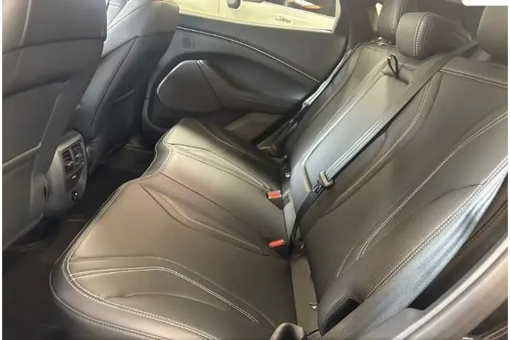 $30800 : Ford Mustang Mach-E 2023 Pre image 6