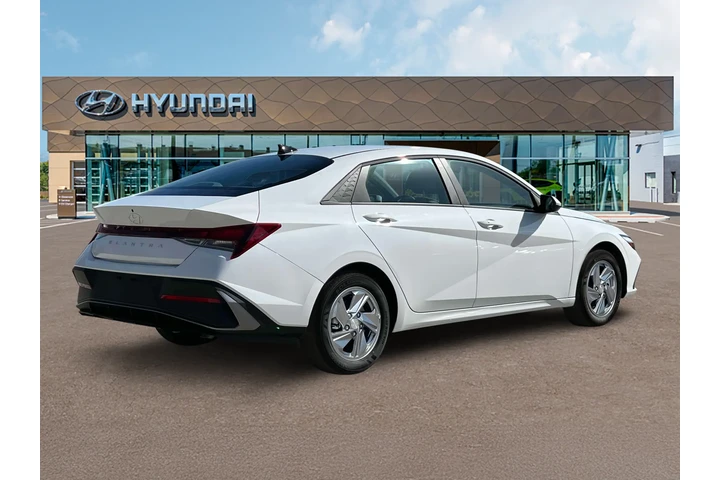 $23917 : Hyundai ELANTRA 2025 SE 4dr image 8
