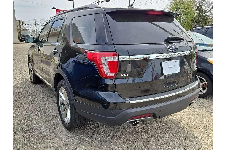 $14687 : Ford Explorer 2018 AWD XLT 4 image 6