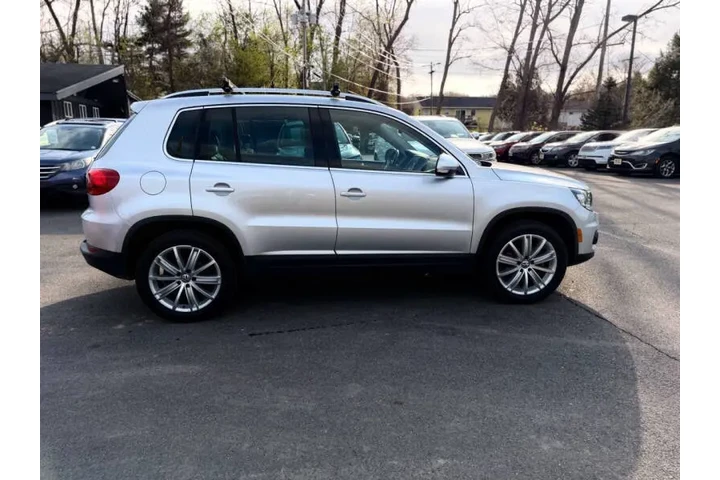 $9500 : 2016 Tiguan 2.0T SE 4Motion image 9
