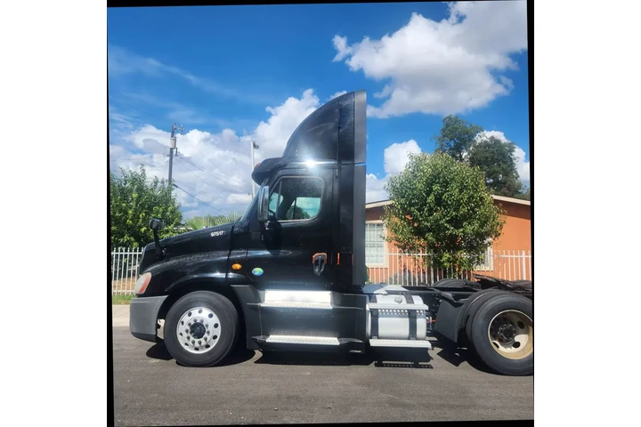 $10995 : 2014 FREIGHTLINER CASCADIA201 image 8