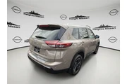$23490 : Nissan Rogue 2024 AWD SV 4dr thumbnail