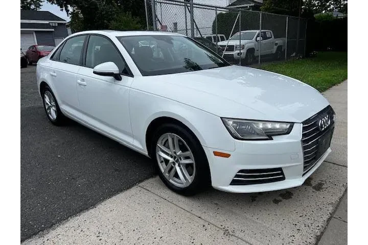 $11200 : 2018 Audi A4 2.0 TFSI quattro image 1