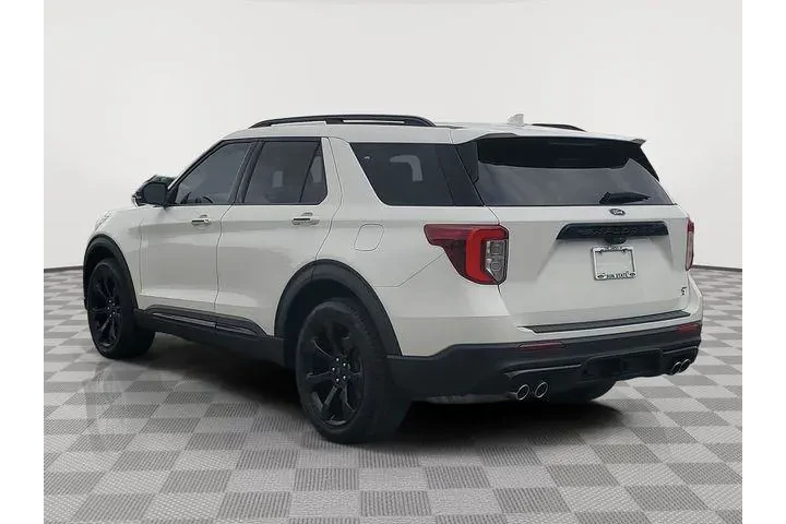 $39995 : Ford Explorer 2024 AWD ST 4d image 4
