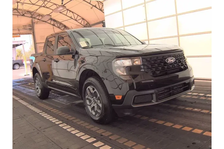 $31999 : Ford Maverick 2025 AWD XLT 4 image 4