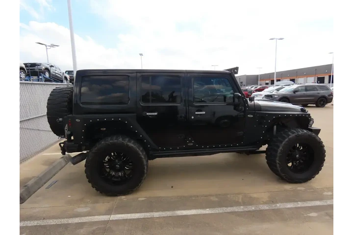 Jeep Wrangler Unlimited 2015 image 10