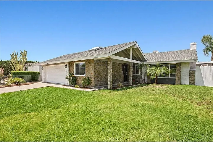 $1475 : Anaheim - 3 bed 2 Bath image 3
