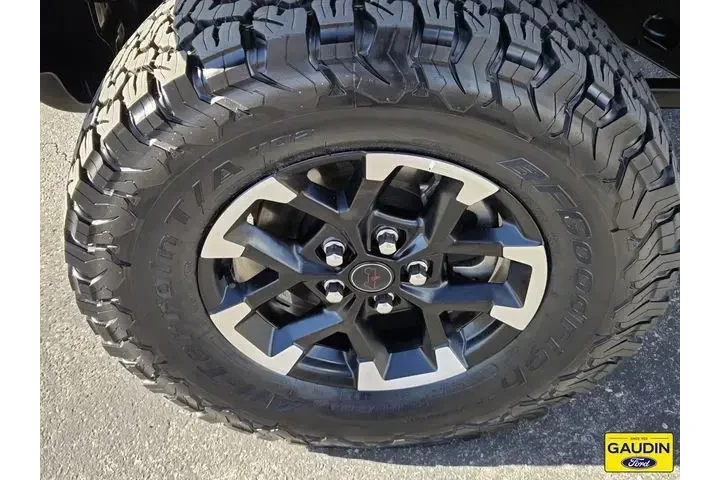 $39900 : Jeep Wrangler 2025 4x4 Rubic image 10